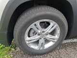 Used 2022 GMC Terrain SLE w/ Driver Convenience Package image 4