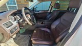 Used 2011 Volkswagen Touareg Executive image 4
