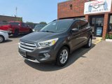Used 2017 Ford Escape SE w/ Equipment Group 201A image 3