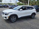 Used 2023 Kia Seltos LX image 2