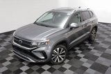 Certified 2022 Volkswagen Taos SE w/ Panoramic Sunroof Package image 2