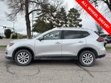 Used 2020 Nissan Rogue SV image 3