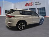Used 2023 Mitsubishi Outlander SE image 6