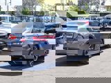Used 2018 Toyota Camry SE image 4