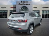 Certified 2022 Jeep Compass Limited image 4