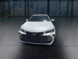 Used 2019 Toyota Avalon Limited image 3