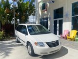 Used 2005 Chrysler Town & Country w/ Popular Equipment Group I image 2