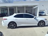 Used 2020 Toyota Camry SE image 4