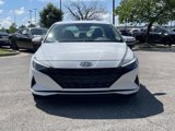 Used 2021 Hyundai Elantra Blue image 2