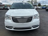 Used 2016 Chrysler Town & Country Touring image 2