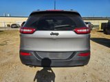 Used 2018 Jeep Cherokee Latitude w/ Altitude Package image 5