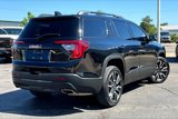 Used 2021 GMC Acadia SLT w/ Elevation Edition image 2