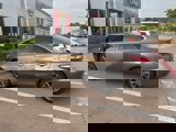 Used 2016 Toyota Camry SE image 3