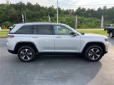Used 2023 Jeep Grand Cherokee 4WD 4xe image 2