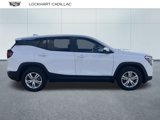 Used 2024 GMC Terrain SLE image 2