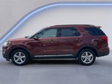 Used 2016 Ford Explorer XLT w/ Equipment Group 202A image 6