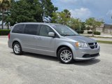 Used 2016 Dodge Grand Caravan SXT image 2