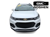 Used 2021 Chevrolet Trax LT w/ LT Convenience Package image 2