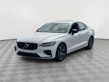 Certified 2025 Volvo S60 B5 Core image 3