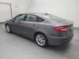 Used 2019 Ford Fusion SE image 3