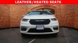 Used 2022 Chrysler Pacifica Touring-L image 2