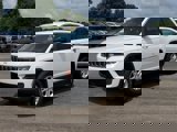 New 2023 Jeep Grand Cherokee Laredo w/ Luxury Tech Group I image 2
