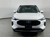 Used 2024 Ford Escape Platinum w/ Premium Technology Package image 2