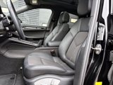 Used 2022 Porsche Macan image 5