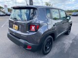Used 2021 Jeep Renegade Sport image 3