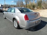 Used 2016 Chrysler 300 C image 4