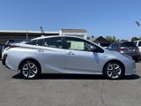 Used 2016 Toyota Prius Three Touring image 3