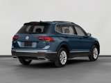 Used 2020 Volkswagen Tiguan SE w/ Panoramic Sunroof Package image 2