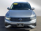 Used 2022 Volkswagen Tiguan SE image 2