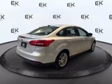 Used 2017 Ford Focus SE image 3
