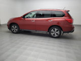 Used 2017 Nissan Pathfinder SV image 3