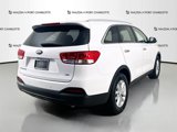 Used 2018 Kia Sorento LX image 5