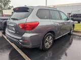 Used 2020 Nissan Pathfinder SV image 3
