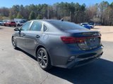 Used 2022 Kia Forte LXS image 5