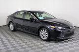 Used 2018 Toyota Camry LE image 4