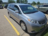 Used 2016 Toyota Sienna image 2