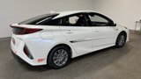 Used 2017 Toyota Prius Prime Premium image 3