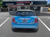 Used 2015 MINI Cooper 4-Door Hardtop image 4