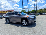 Used 2015 Toyota Highlander LE image 3