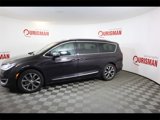 Used 2017 Chrysler Pacifica Limited image 4
