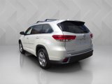 Used 2018 Toyota Highlander Limited Platinum image 3