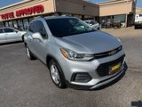 Used 2018 Chevrolet Trax LT w/ LT Convenience Package image 3