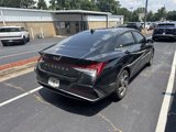 Used 2025 Hyundai Elantra SEL image 3