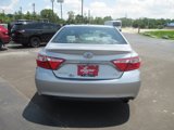 Used 2016 Toyota Camry SE image 4