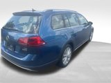 Used 2017 Volkswagen Golf Alltrack SE image 4