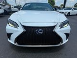 Used 2022 Lexus ES 300h F Sport image 2